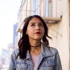 Meet your Posher, Veronica